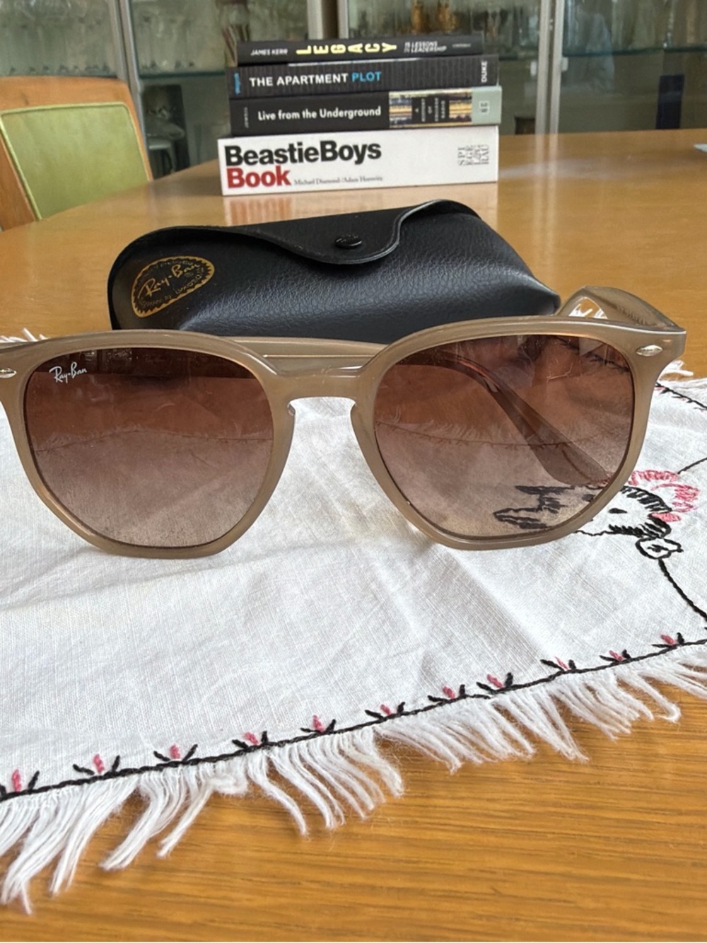 Ray-Ban Beige Frame Sunglasses with Brown Gradient Lenses